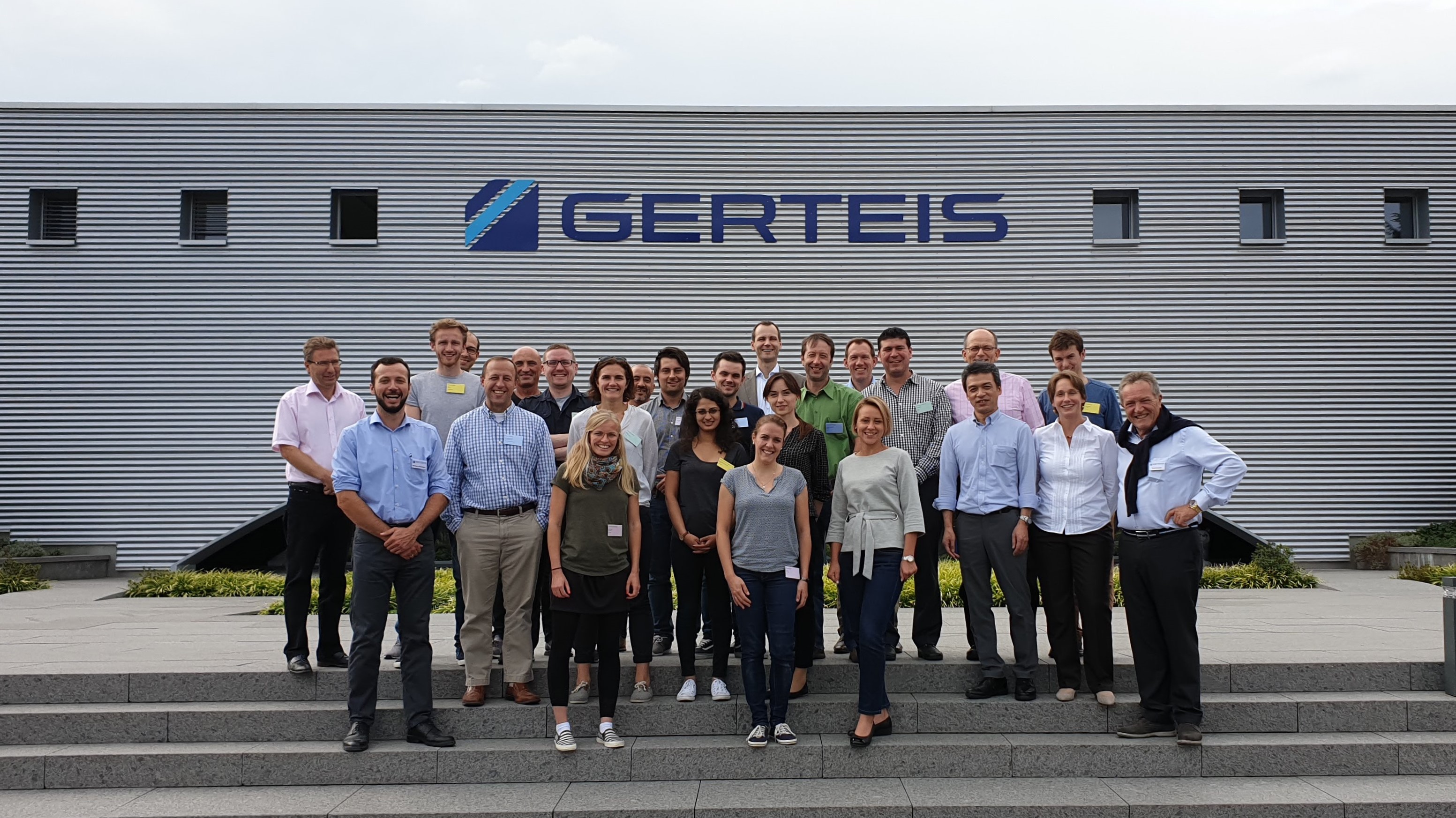Gruppenfoto vom zweiten Seminar